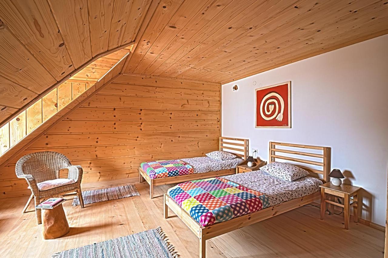 Siedlisko Zakucie Bed & Breakfast Jasliska Exterior photo