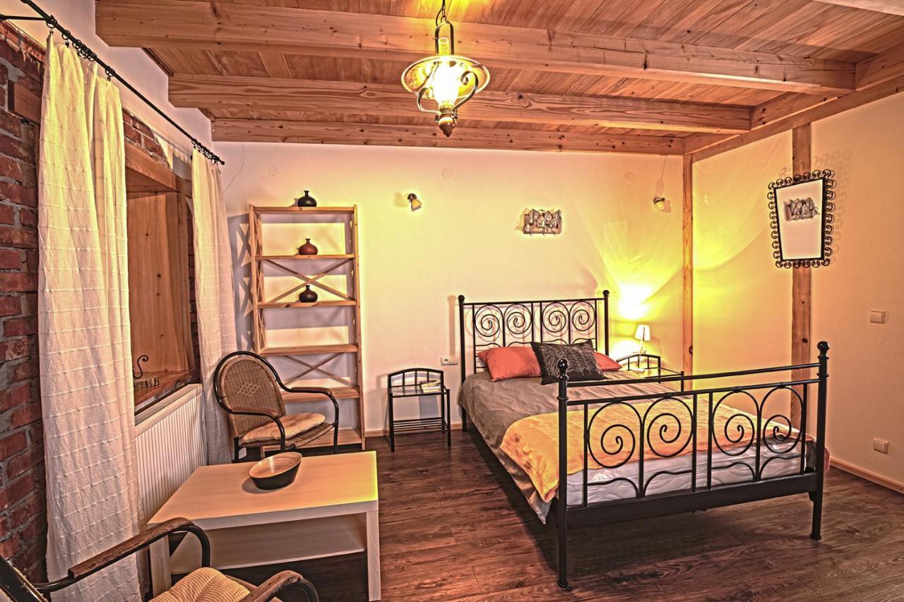 Siedlisko Zakucie Bed & Breakfast Jasliska Exterior photo