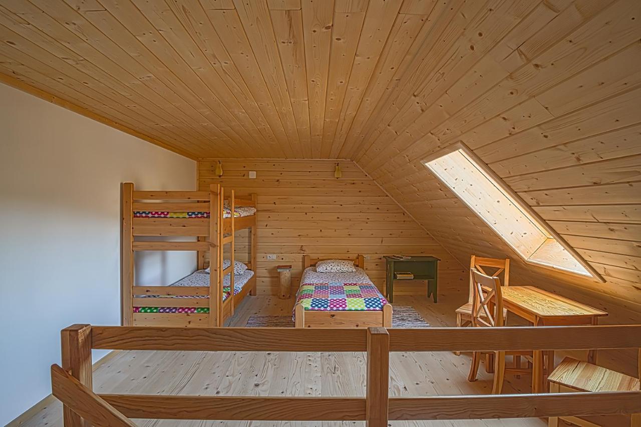 Siedlisko Zakucie Bed & Breakfast Jasliska Exterior photo