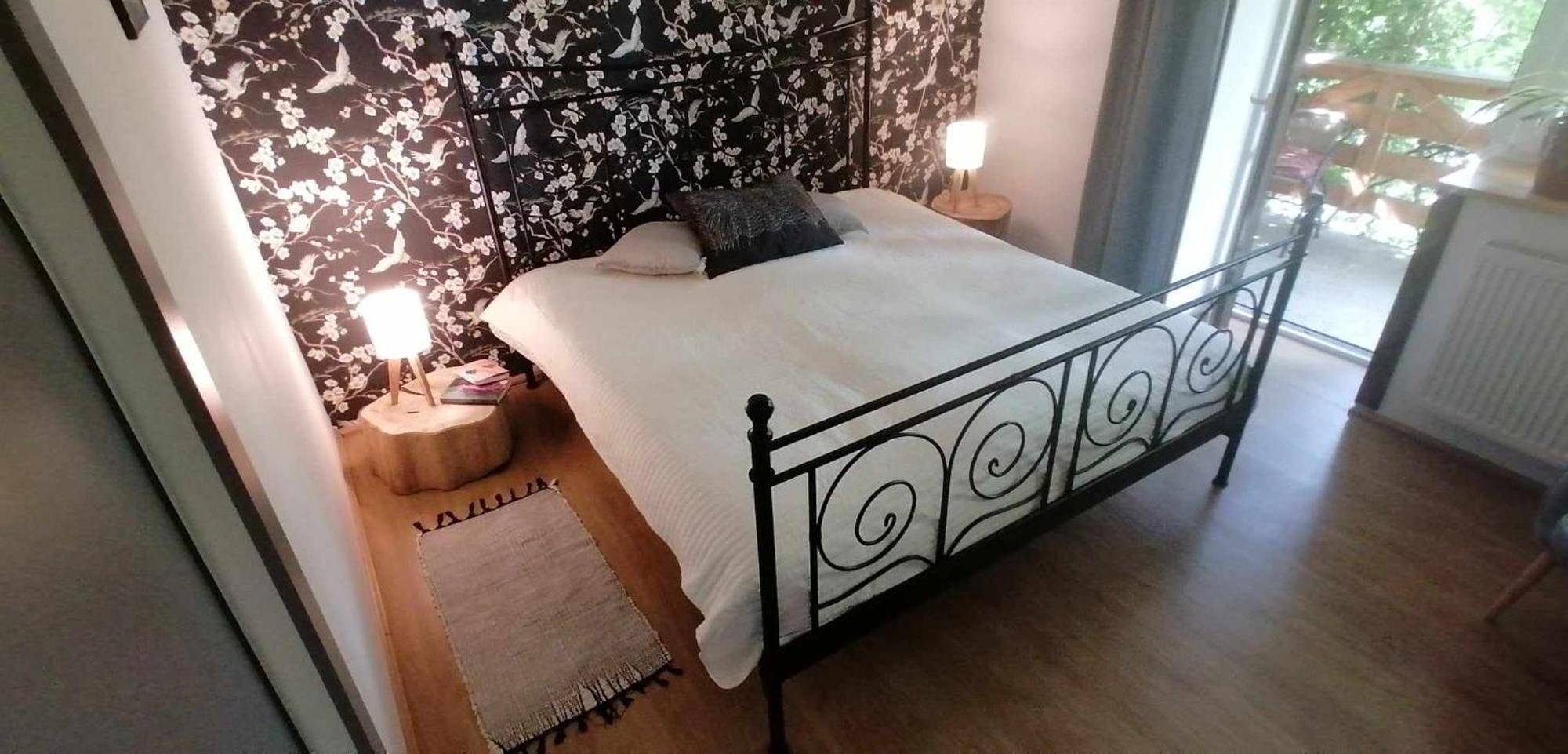 Siedlisko Zakucie Bed & Breakfast Jasliska Exterior photo