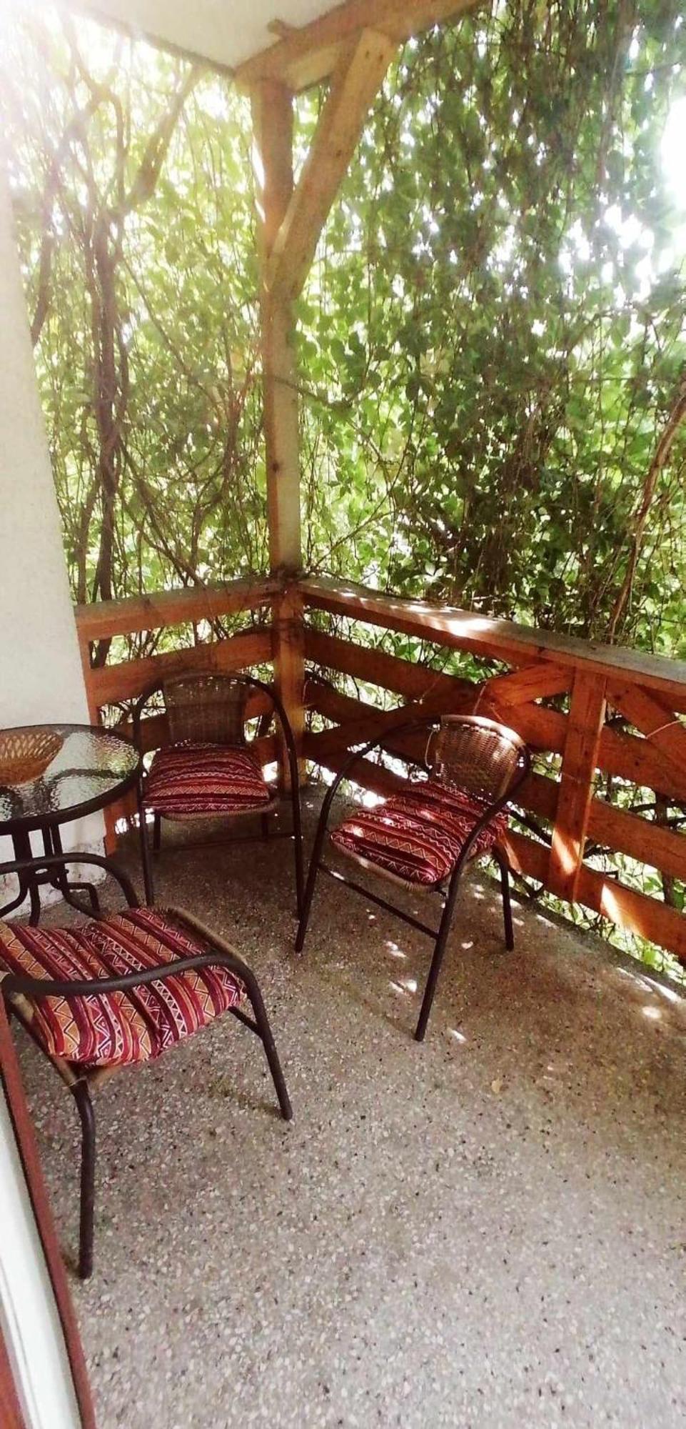 Siedlisko Zakucie Bed & Breakfast Jasliska Exterior photo