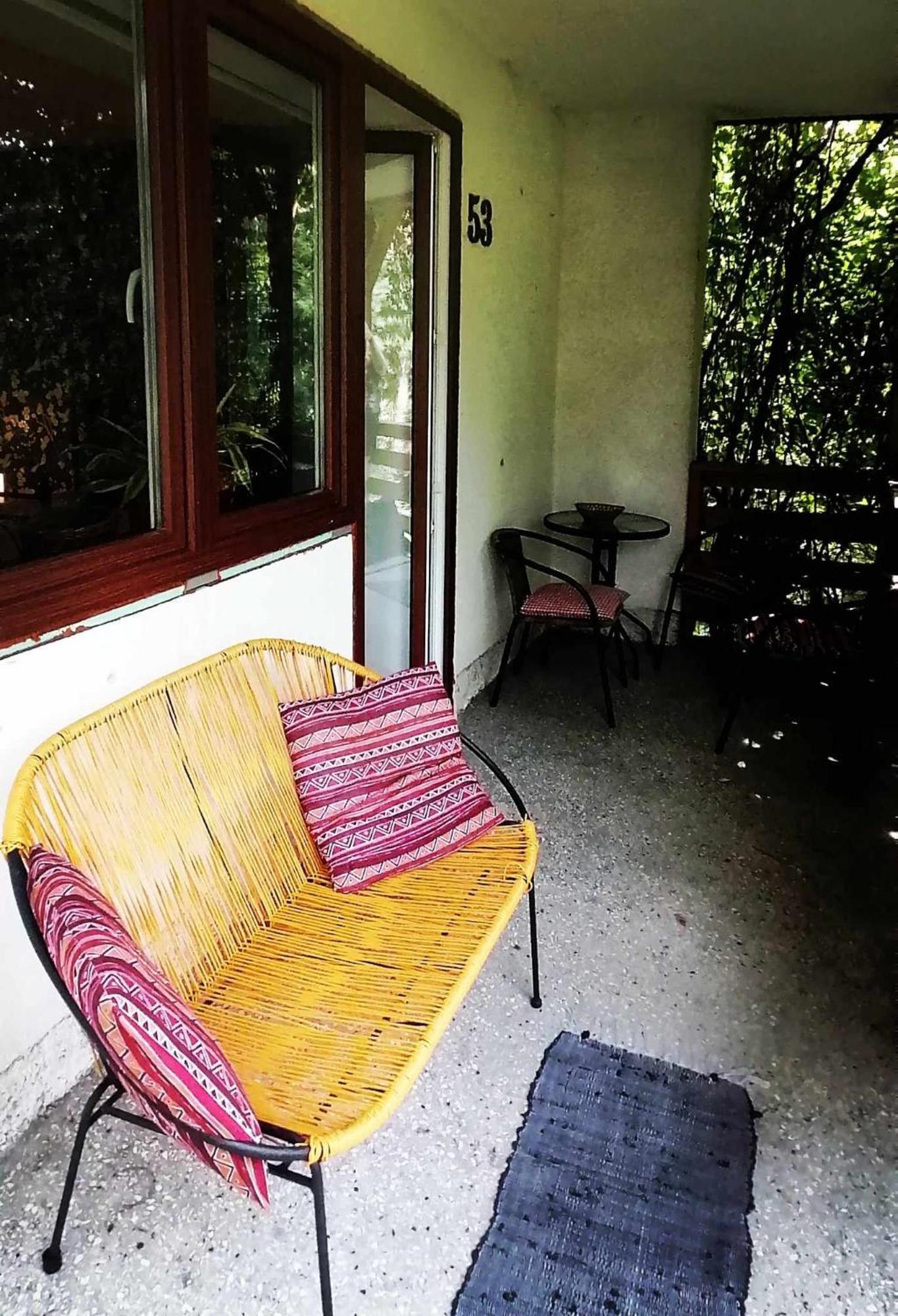 Siedlisko Zakucie Bed & Breakfast Jasliska Exterior photo