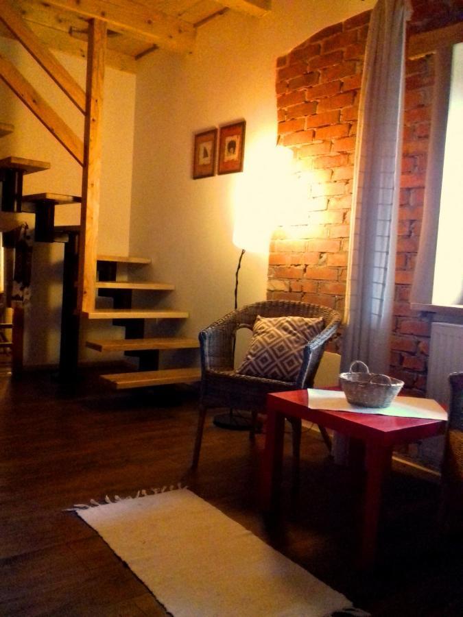 Siedlisko Zakucie Bed & Breakfast Jasliska Exterior photo
