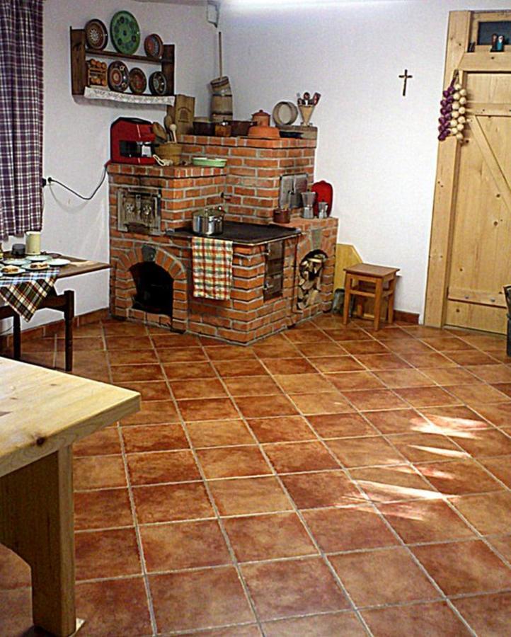Siedlisko Zakucie Bed & Breakfast Jasliska Exterior photo
